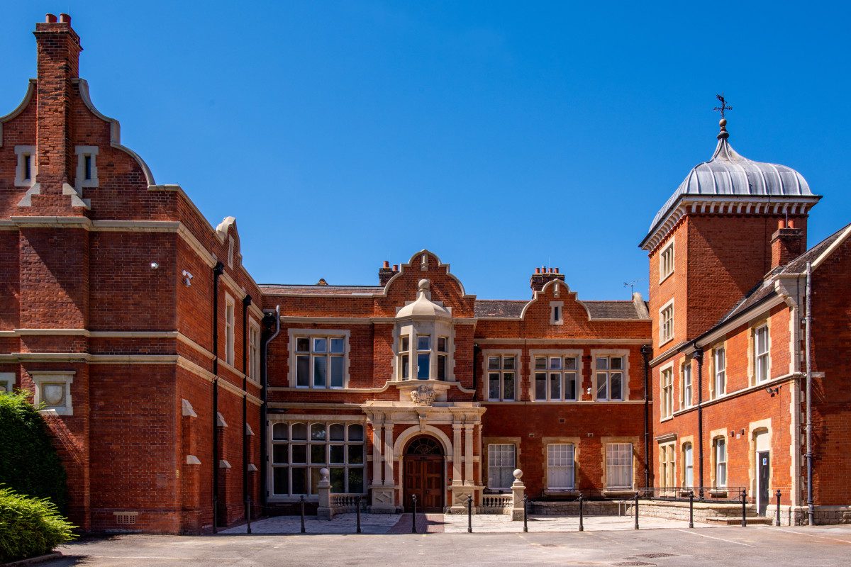 Oakwood House Registry Office in Maidstone Kent